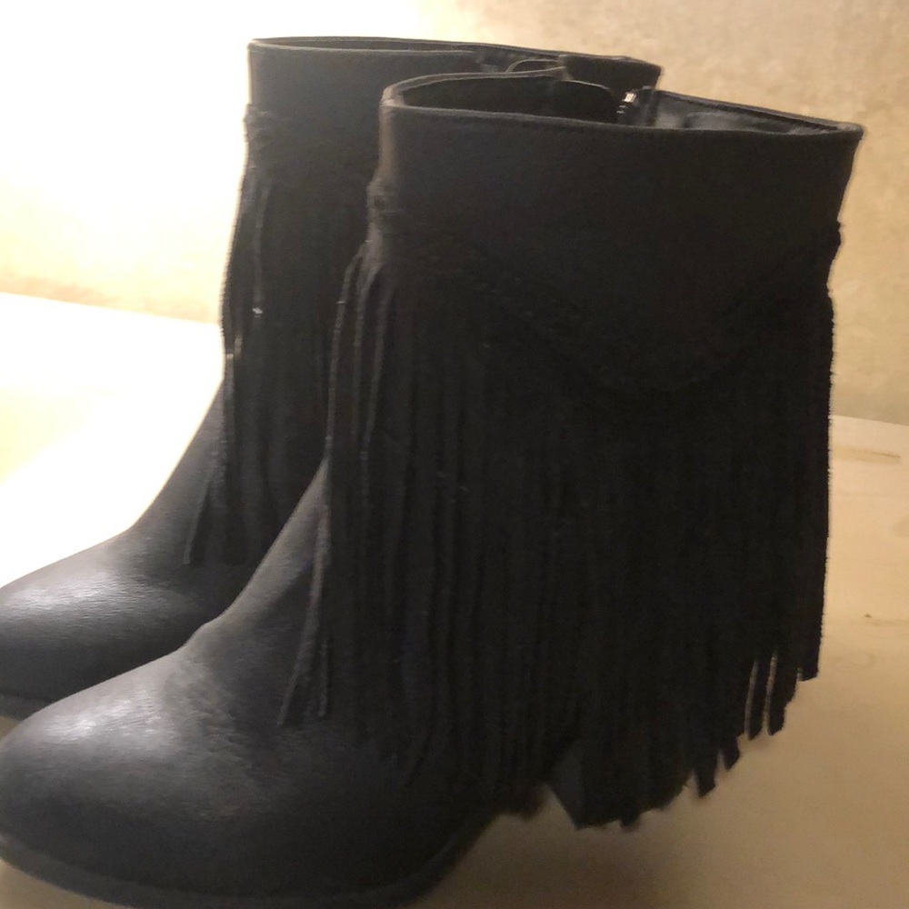 Fringe booties